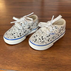 Peanuts Toddler Vans